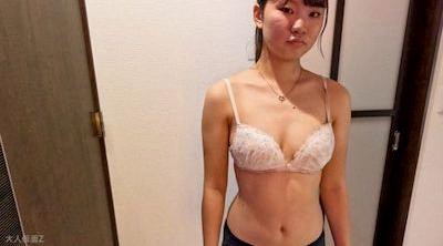 FC2-PPV-4553439 沙耶香（18）第二个是开放可爱和正常的D1。我是第一个挑战这项测试的女性。