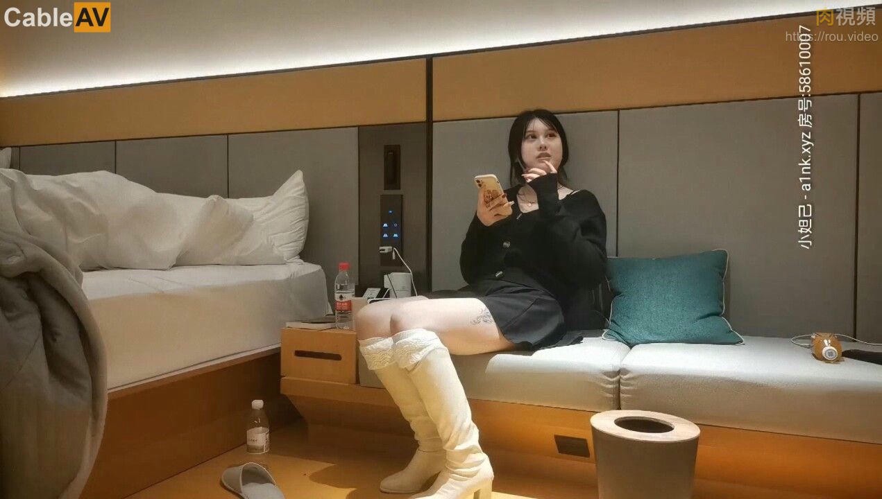 【文轩探花】门票97，酒店干外围，甜美温柔风情万种小骚货，啪啪娇喘水多淫荡激情