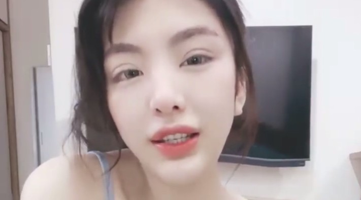 国产直播.高颜值女神盲盒系列-大啵啵_西瓜那么大的奶子_这丫的来个乳交还不得爽上天